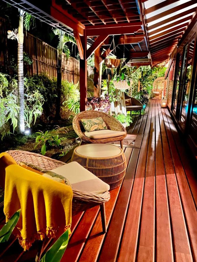 Villa Manuiti, Balinese Luxury Home - Private Swim Spa, Ocean View - Ofyr Bbq - Koi Pond プナアウィア エクステリア 写真