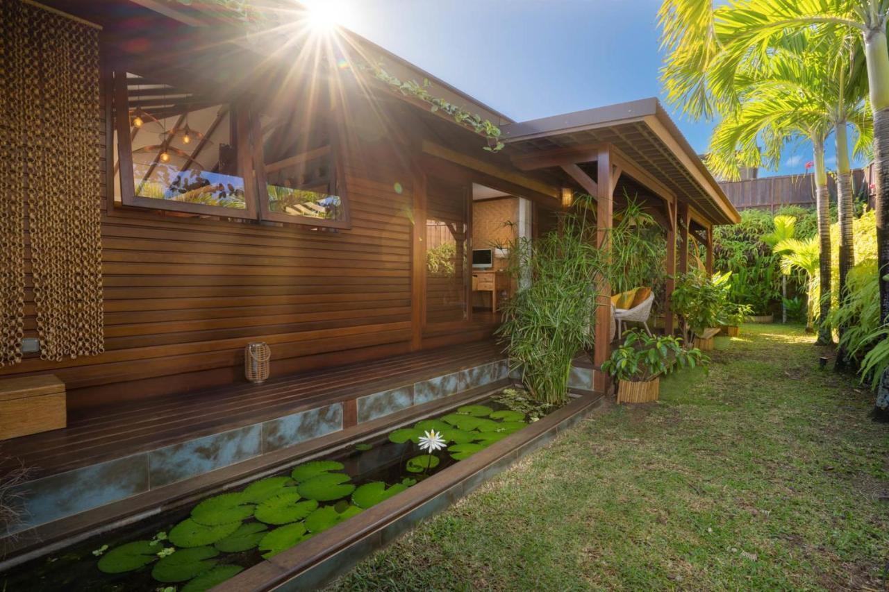 Villa Manuiti, Balinese Luxury Home - Private Swim Spa, Ocean View - Ofyr Bbq - Koi Pond プナアウィア エクステリア 写真