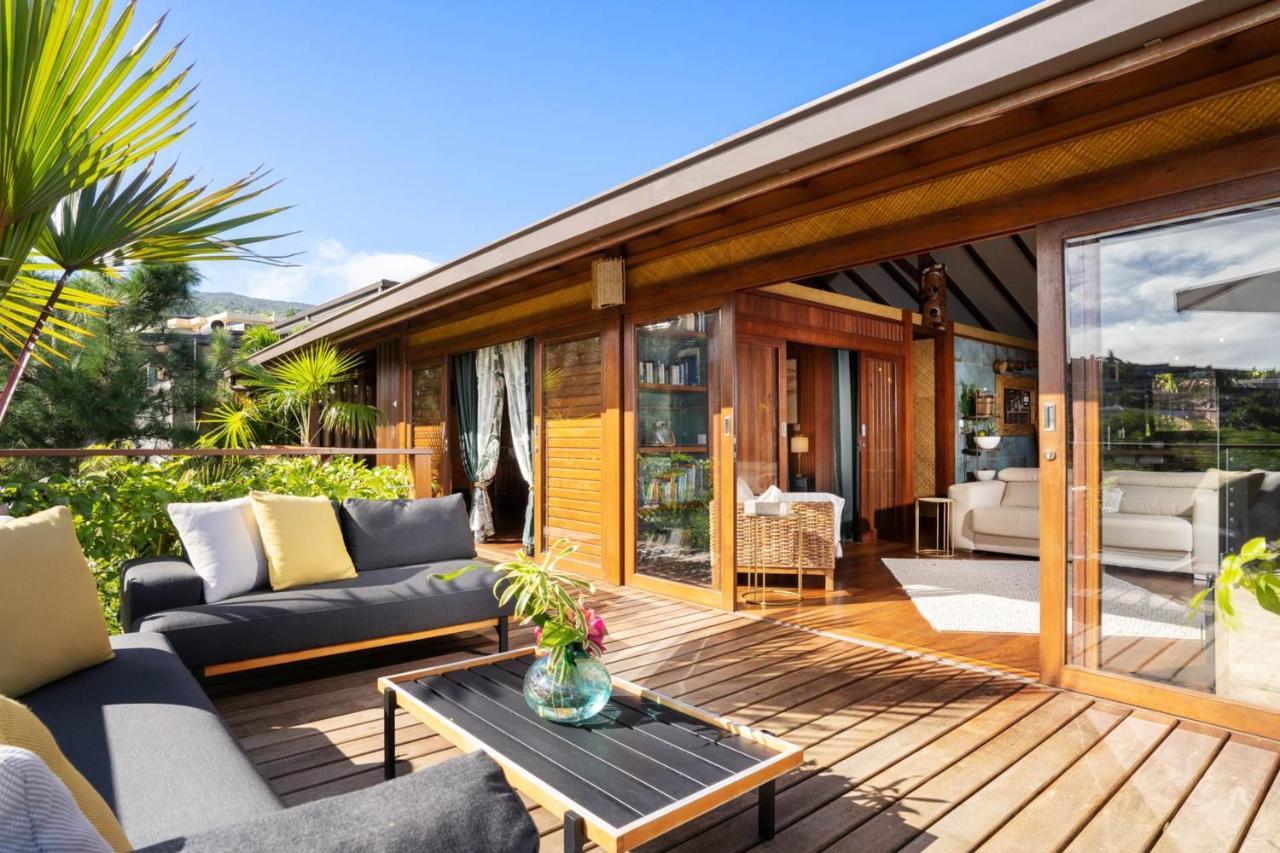 Villa Manuiti, Balinese Luxury Home - Private Swim Spa, Ocean View - Ofyr Bbq - Koi Pond プナアウィア エクステリア 写真